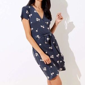WOMENS LOFT GRAY WRAP DRESS CHERRIES PINK KNEE LENGTH SHORT SLEEVE COTTON 12P 12